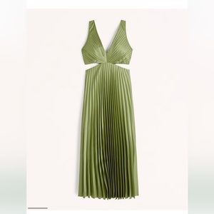 Abercrombie Giselle pleated cutout maxi dress in green